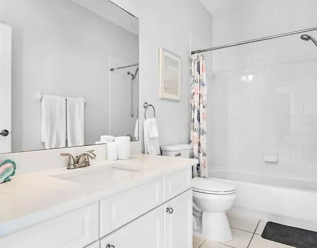Apartment Spacious Intracoastal 3 Min Walk To Beach! Clearwater Beach